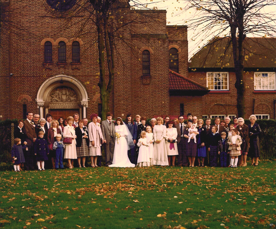 Family group photograph at Christopher & Diane's wedding